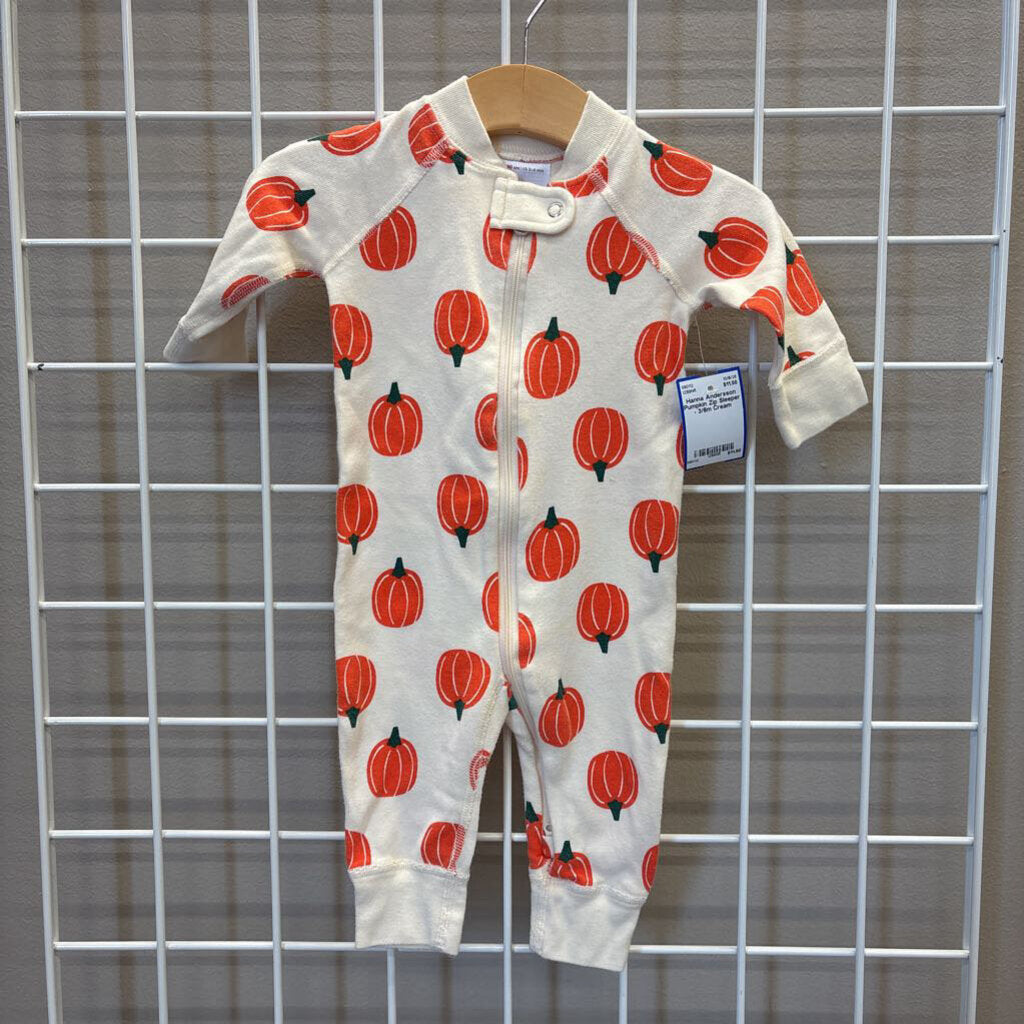 Hanna Andersson Pumpkin Zip Sleeper - 3/6m