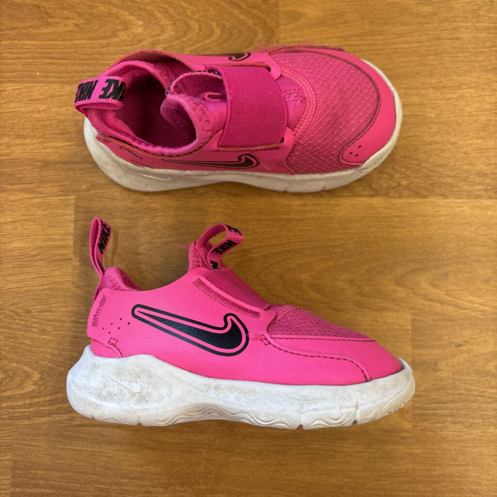 Nike Pink Sneakers - 6