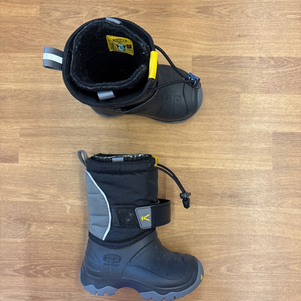 Keen Black Snow Boots - 8