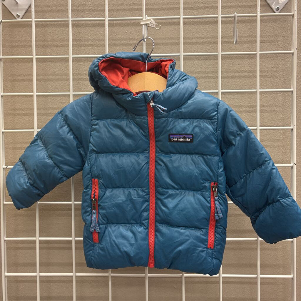 Patagonia Puffer Jacket (light marks on arm) - 6/12m
