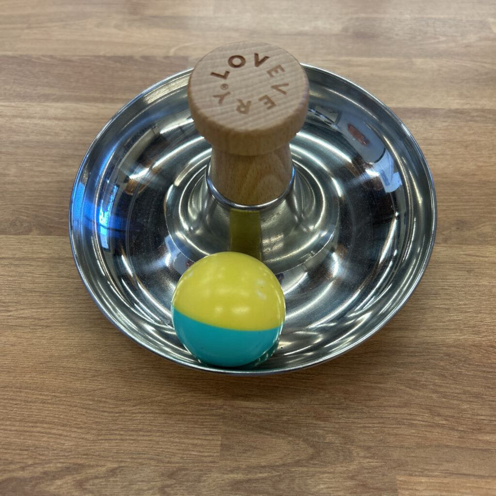 Lovevery Metal Bowl w/Ball