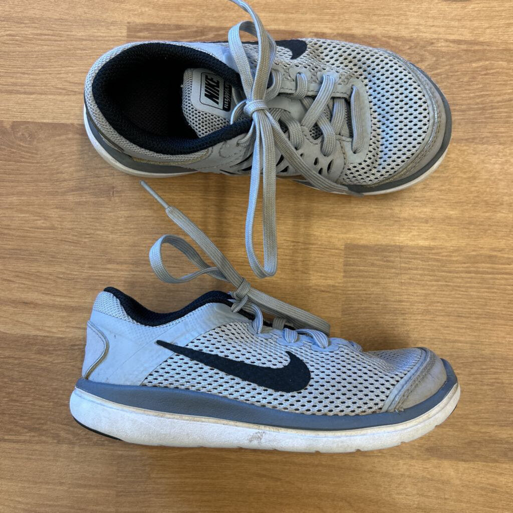 Nike Flex Run Grey Sneakers - 10.5