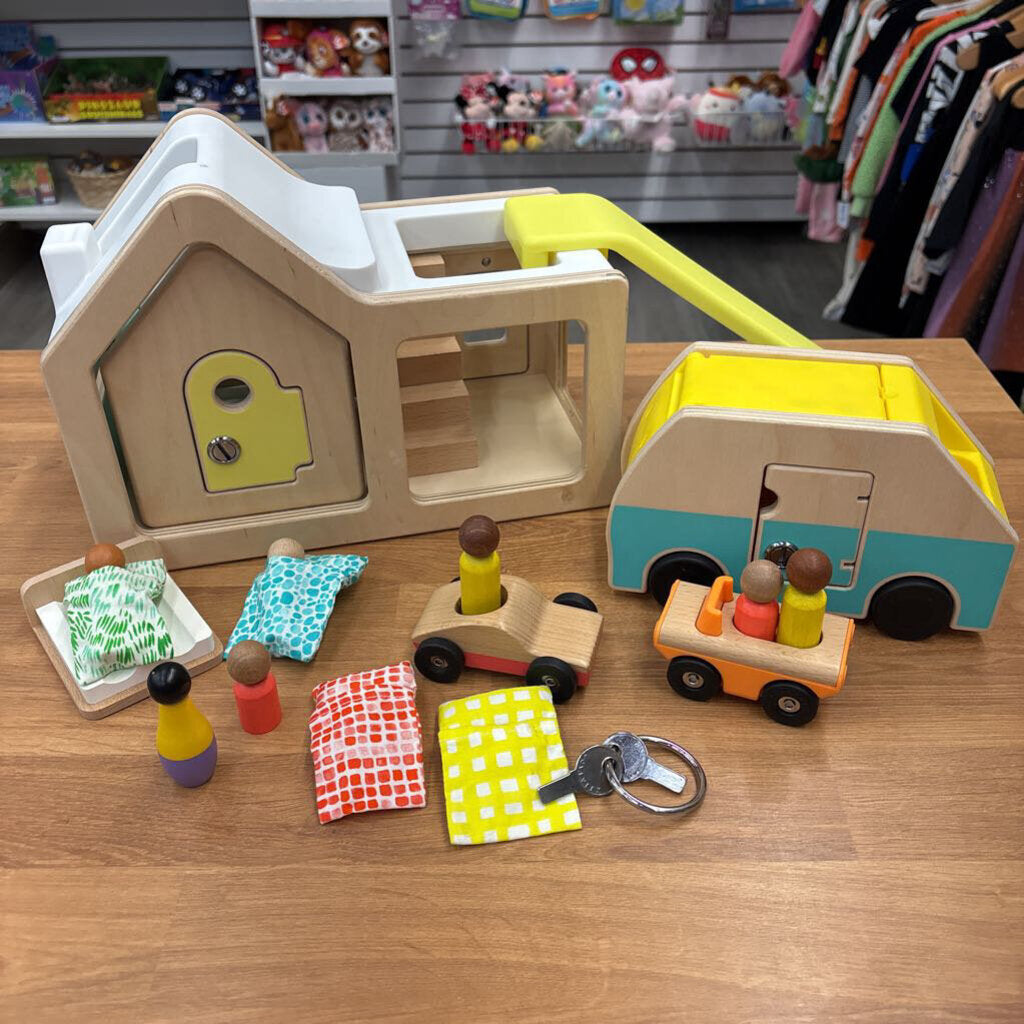 Lovevery House w/ RV Play Set