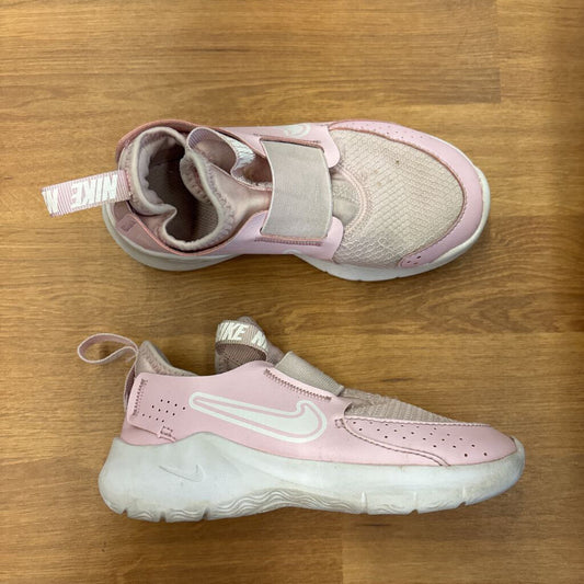 Nike Pink Sneakers - 10