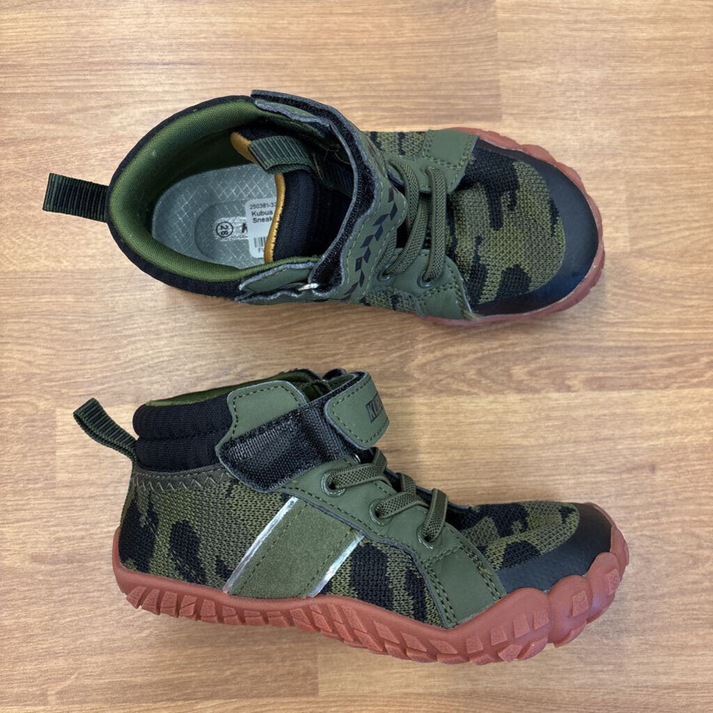 Kubua Green Barefoot Sneakers - 10.5