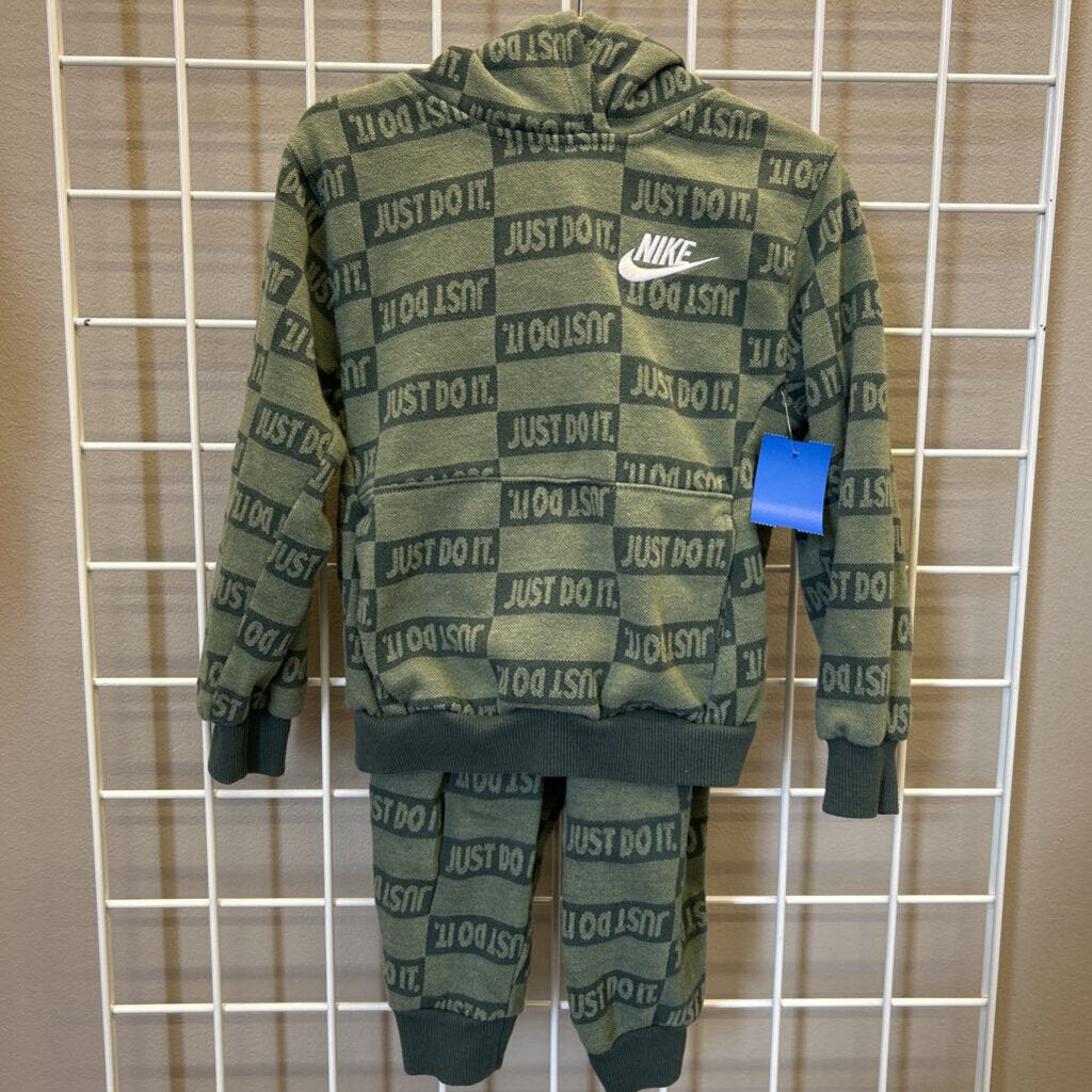 Nike Sweatsuit Set - 4