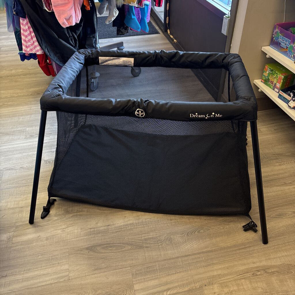 Dream On Me Portable Play Yard (marks/wear on mat)