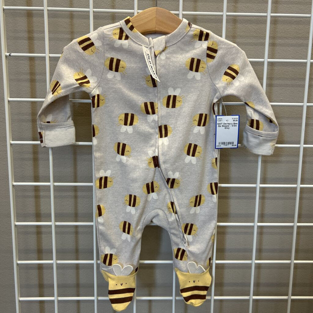 NWT Old Navy Bee Zip Sleeper - 0/3m